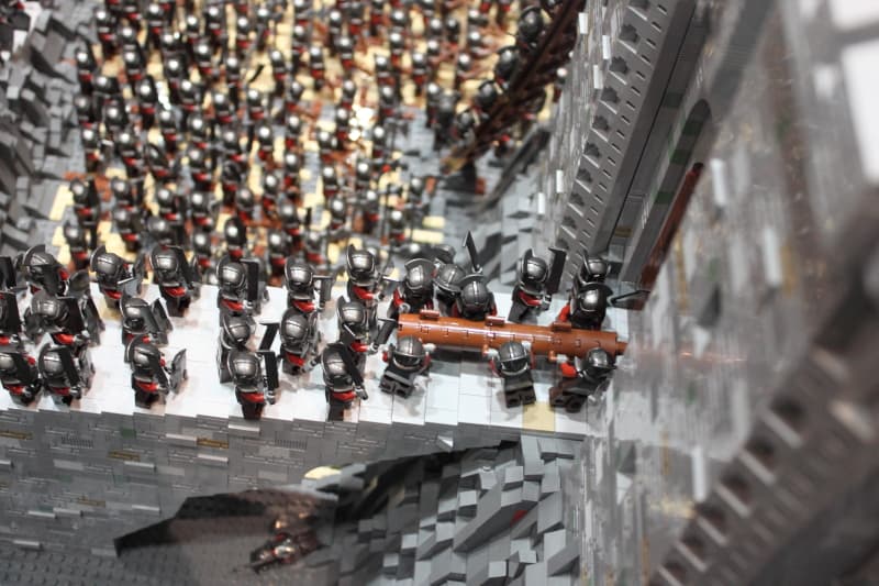 LOTR Helm's Deep LEGO 2