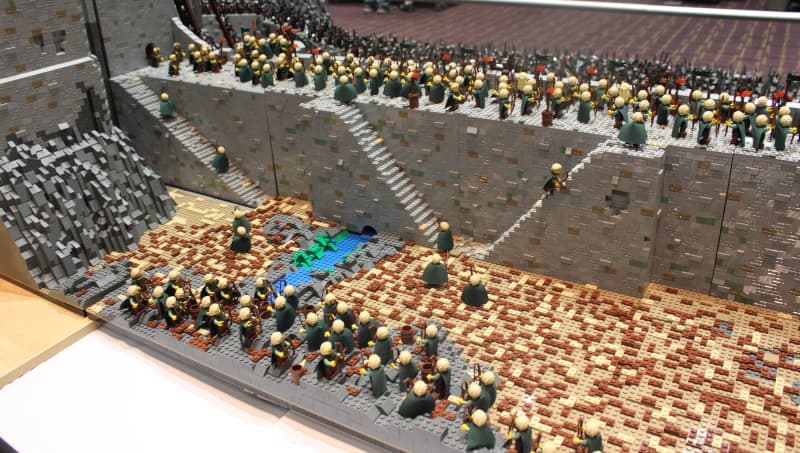 LOTR Helm's Deep LEGO 4