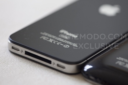 The big story continues to be Gizmodo’s iPhone 4 revelations, and a police raid in which editor, Jason Chen’s computers were seized and his house...