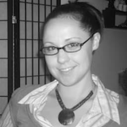 Laura Backes