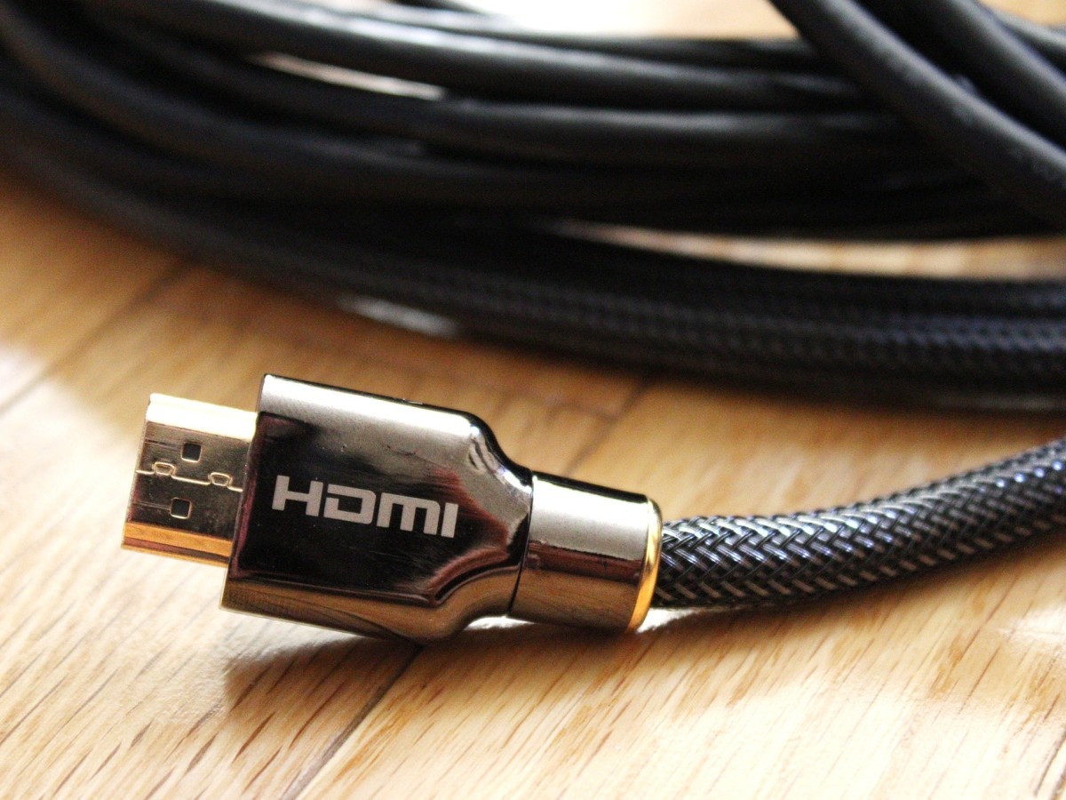 Friends Don't Let Friends Buy Expensive HDMI Cables