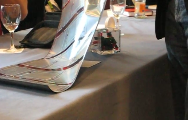 Roll-able Display from HP: Just Don't Roll It for Now, Please