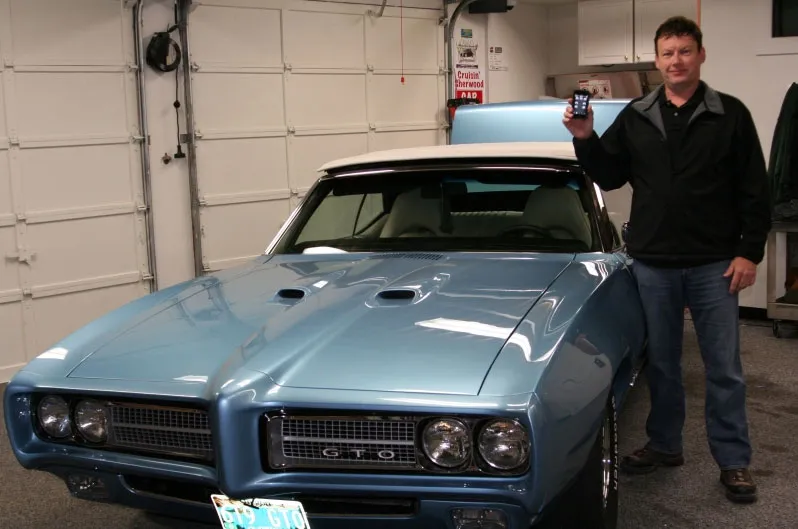 iPod-Controlled Pontiac? There's An App For That...