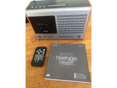 Heritage Radio With An Ipody Modern Twist