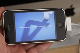 Even Apple are Sick of the iPad, Will Show Off OS 4.0 on Thursday