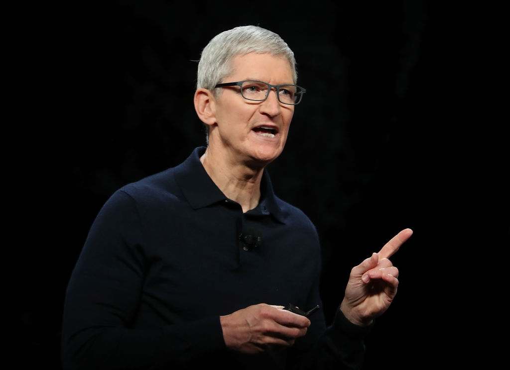 Gawker Vs. Apple Gets Personal