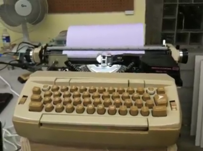 Automatic-Typewriter