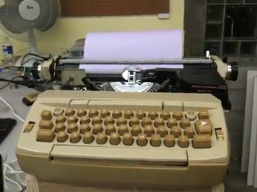 Automatic Typewriter Chooses Its Own Adventures - With Your Help