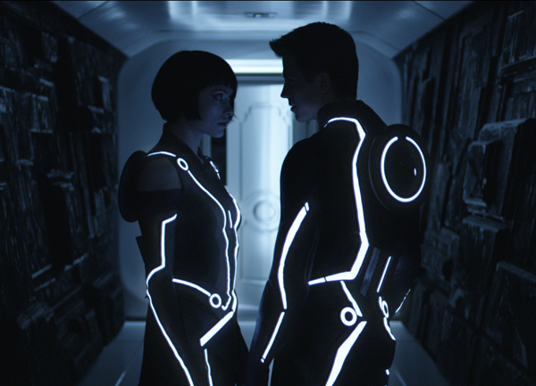 "TRON: LEGACY"