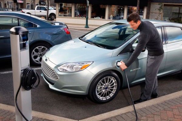 Best Buy's Geek Squad to Help EV Owners Get Juice