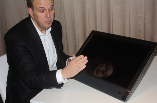 HP Gets Comfy With New Reclining Touchscreen