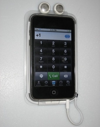 Turn Your iPod Touch Into a Phone Using Its Own Packaging