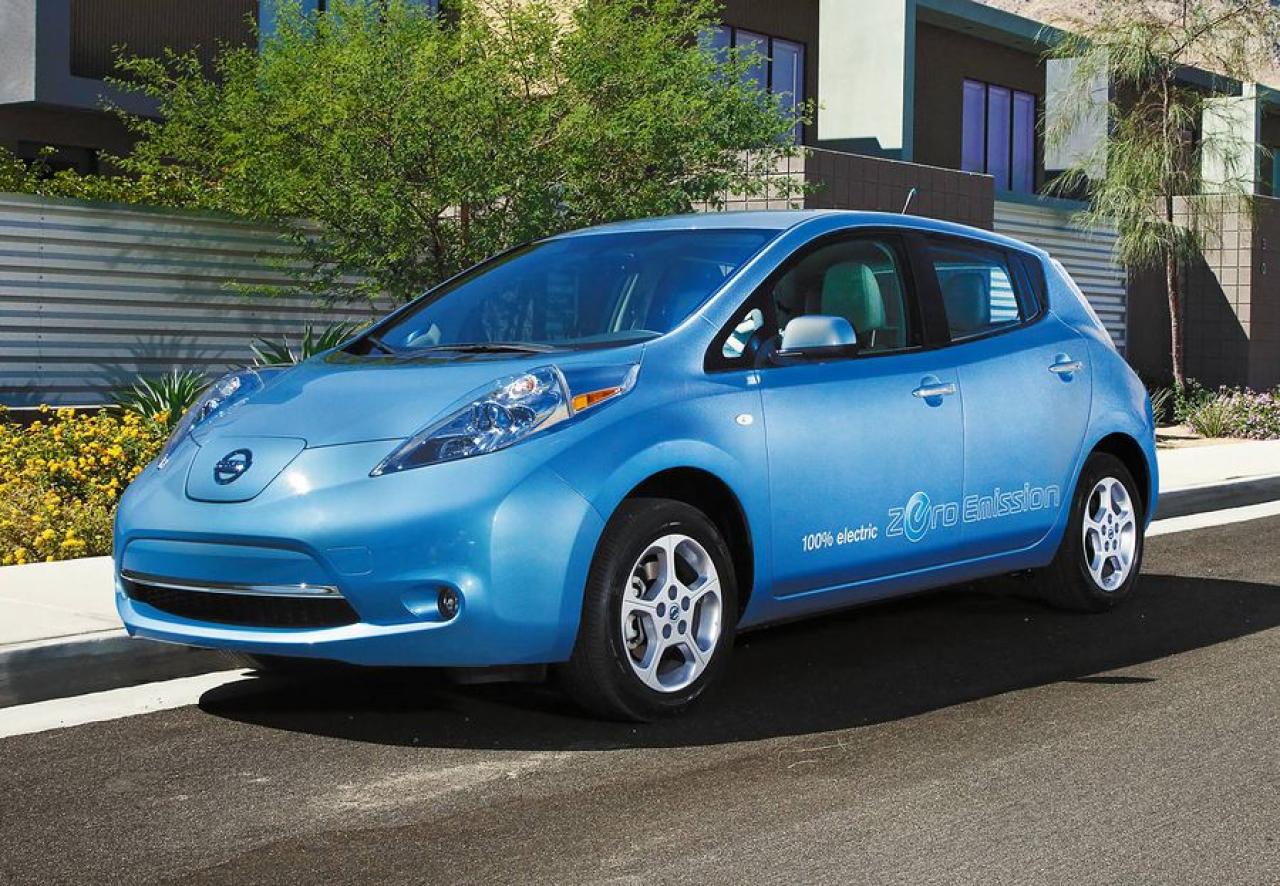 Nissan takes the Leaf EV on a tour around the country