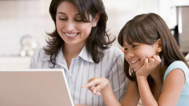Moms are mobile, web-savvy, and spending money
