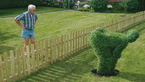 A quirky look at social networks: "If they were your neighbors"