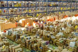 Amazon Irony: The chain store “killer” to launch a chain of physical stores