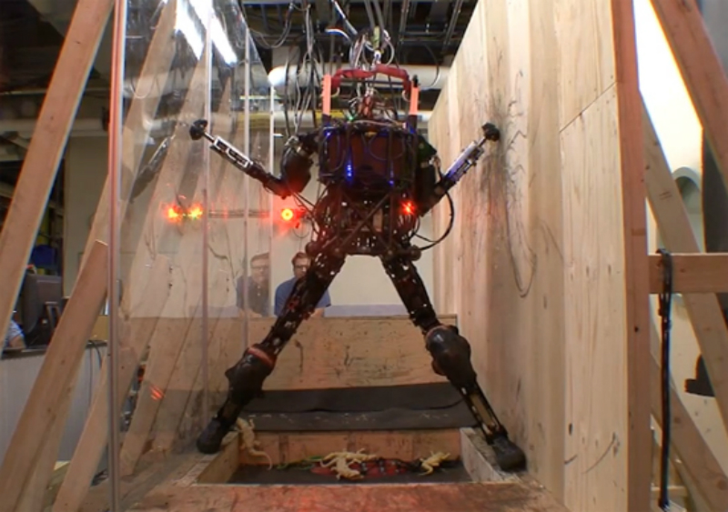 DARPA robot navigates obstacles in creepy human-like manner
