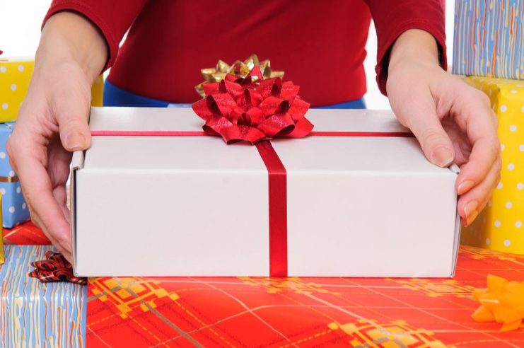 Facebook encourages its pages to create Holiday ads