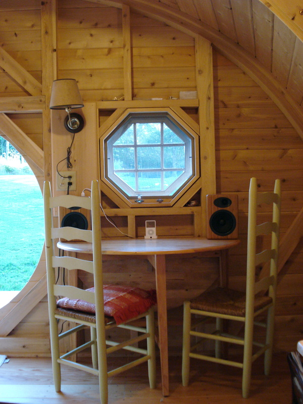 hobbit-hole-eatery-2