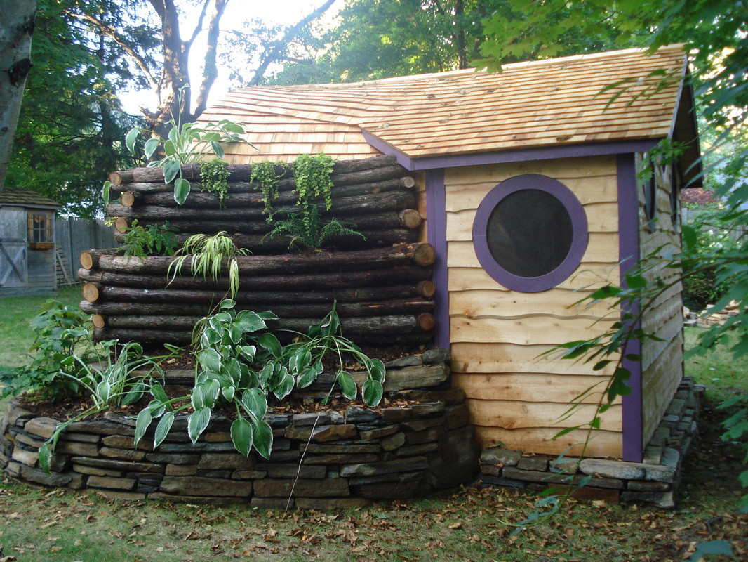 Habitat like a Hobbit in your very own Hobbit hole 4 hobbit-hole-side-2