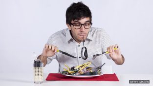 Web content consumption through the years