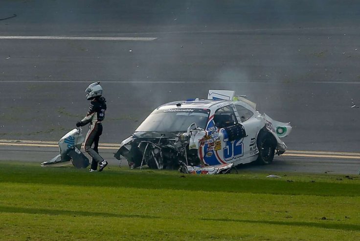Crash at NASCAR