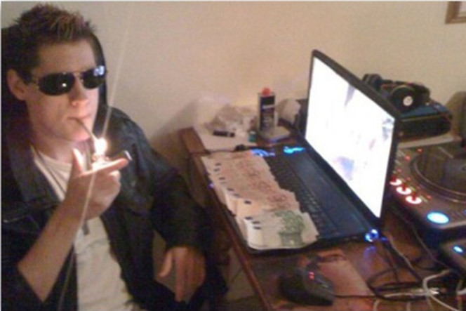 Convicted hacker allowed in prison IT class, hacks prison's computer systems