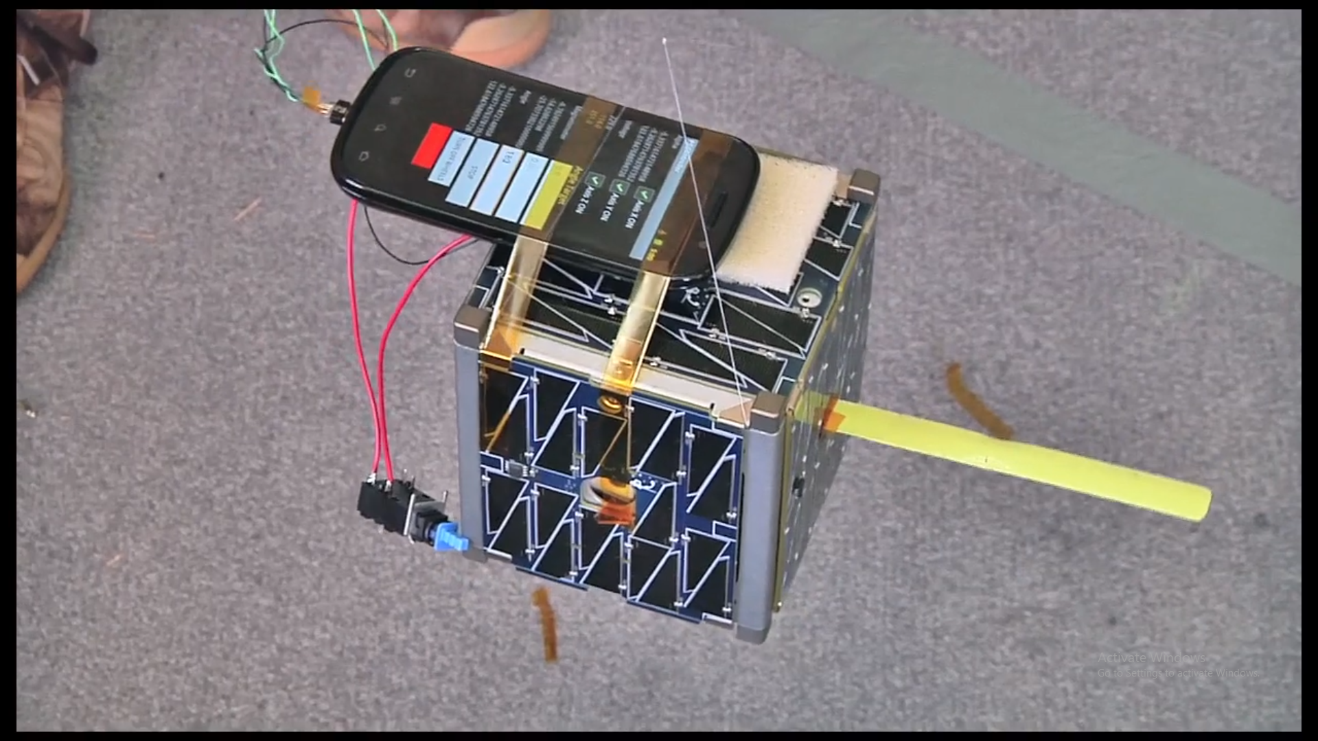 NASA PhoneSats use Android phones to send data from orbit