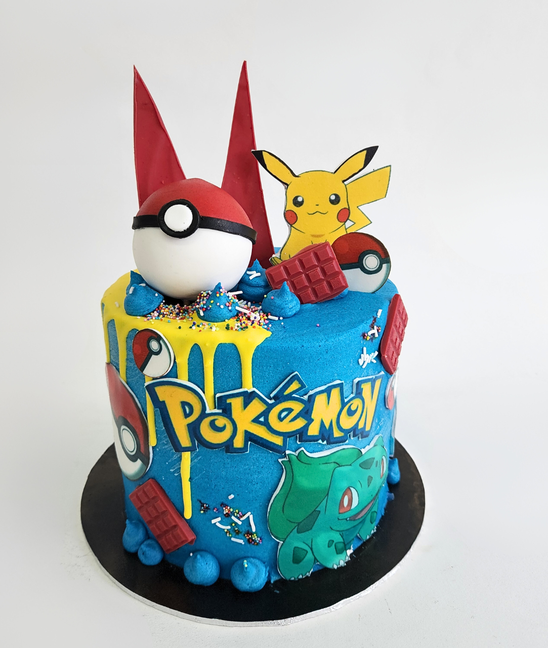 Pokemon Cake
