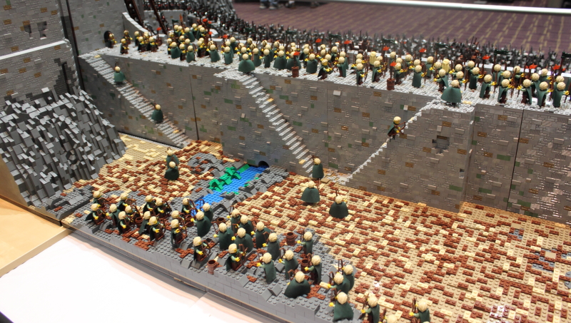 LOTR Helm's Deep LEGO 4