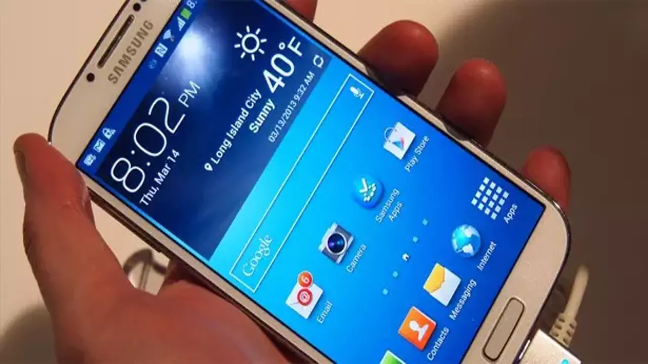 Samsung misses numbers. Is the Galaxy yesterday's news?