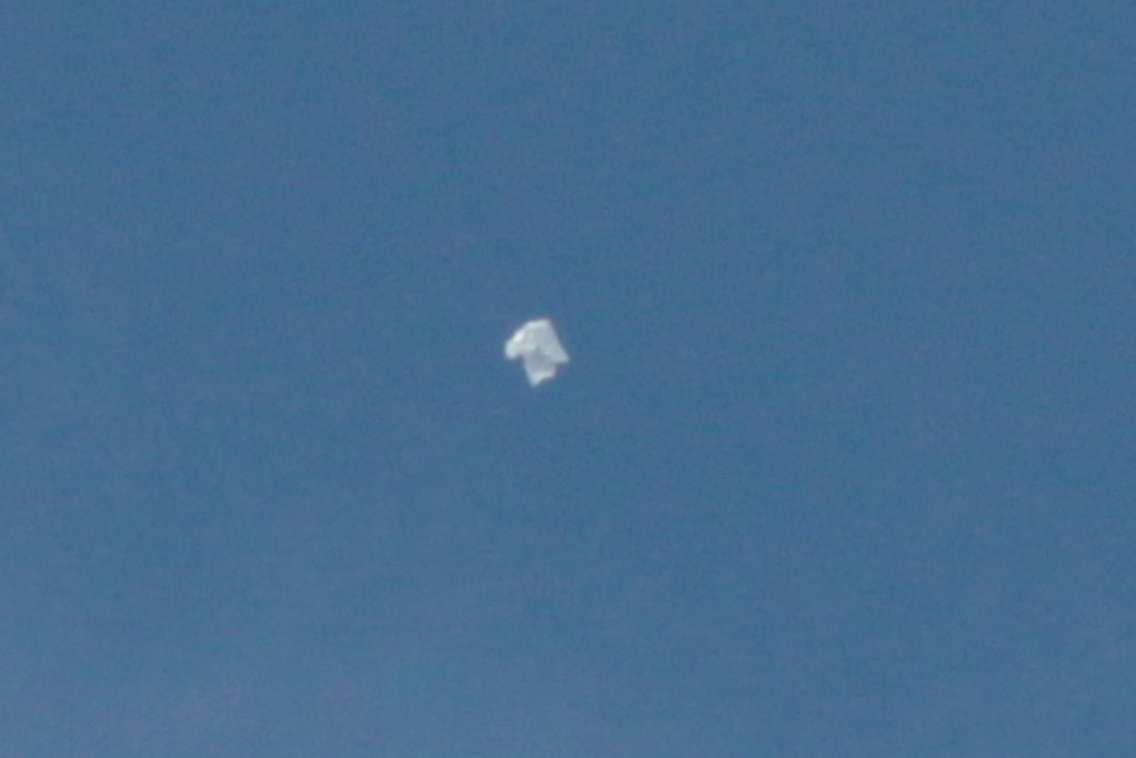 #Video: Is the triangular UFO over Amsterdam real or fake