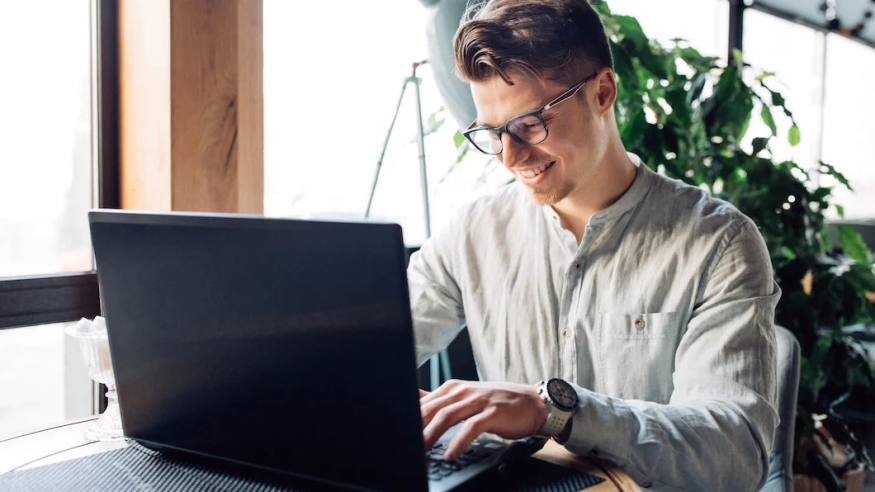 Why your business needs an online storefront