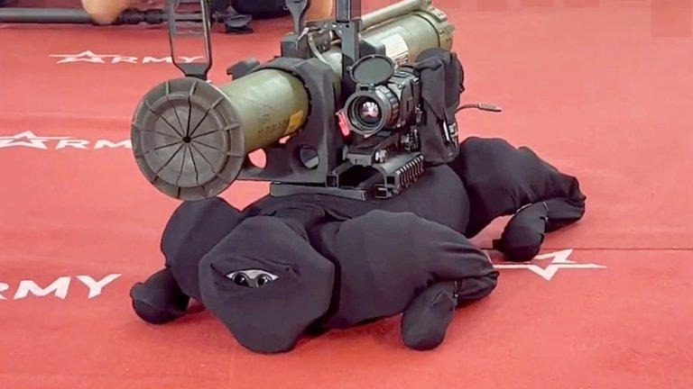 Robot dog equipped with a missile launcher, designed for military operations, demonstrating advanced combat capabilities.
