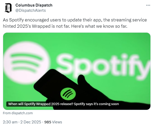 Spotify Wrapped 2025 promo with glowing green logo, circular wave patterns, and TECHi branding.