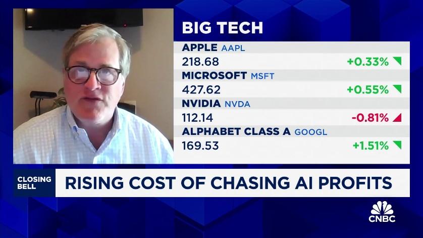 Skepticism in AI is healthy for the tech sector, says Light Street's Glen  Kacher